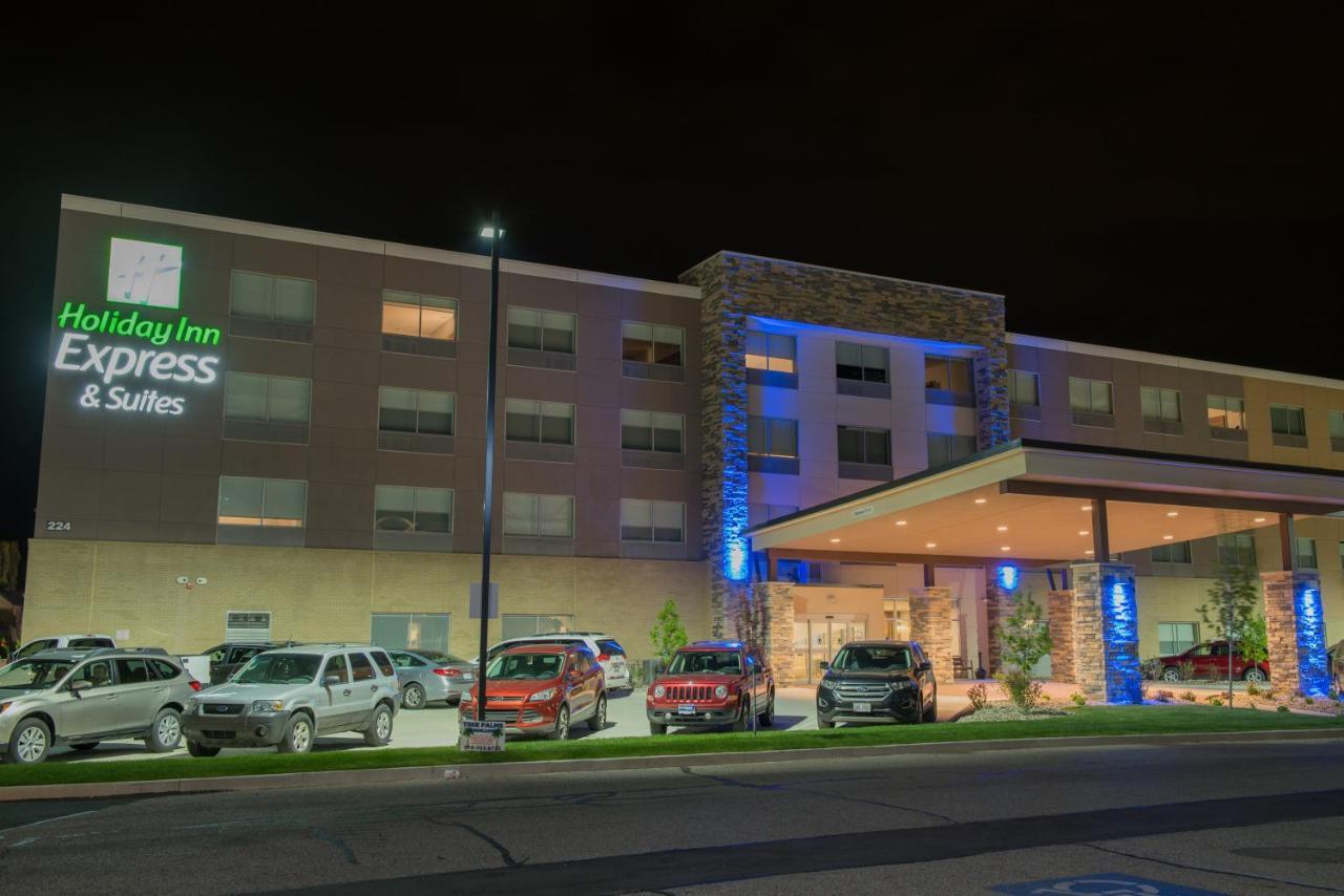 Holiday Inn Express & Suites - Louisville N - Jeffersonville By Ihg Buitenkant foto